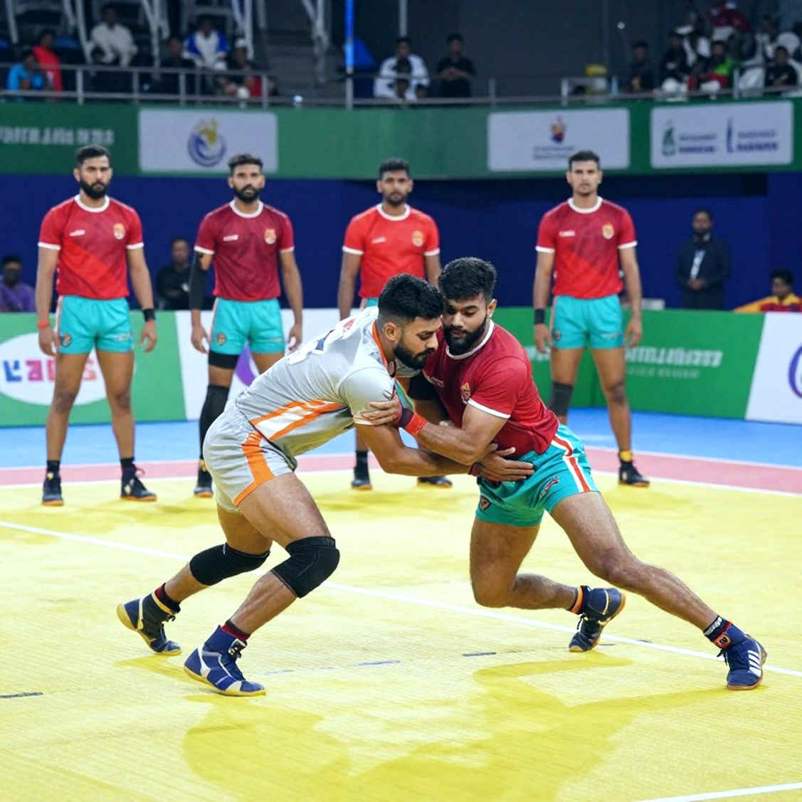 আট মিনিটের দর্শক: জাপানের কাবাড্ডি দাঁড়িয়ে আছে একটাই দরজায়