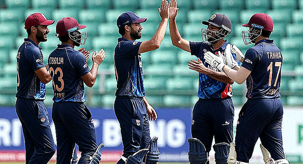 বল-বাই-বল ডেটার পাইপলাইন: ক্রিকেটের নাড়ি কার হাতে