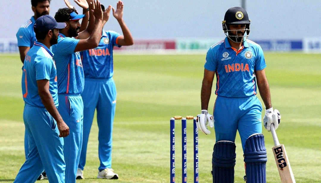 খ্যাতির পর শ্রম: লাহোরের মঞ্চে পিসিবি চেয়ারম্যানের তত্ত্ব আর যে নথি তিনি উদ্ধৃত করেননি