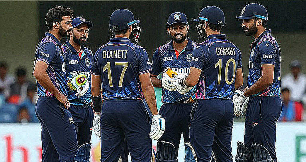 খালি ড্যাশবোর্ডের পাঠ: ক্রিকেট বিশ্লেষণে দুই ধাপের শৃঙ্খলা ও তথ্যহীনতার সৎ উত্তর