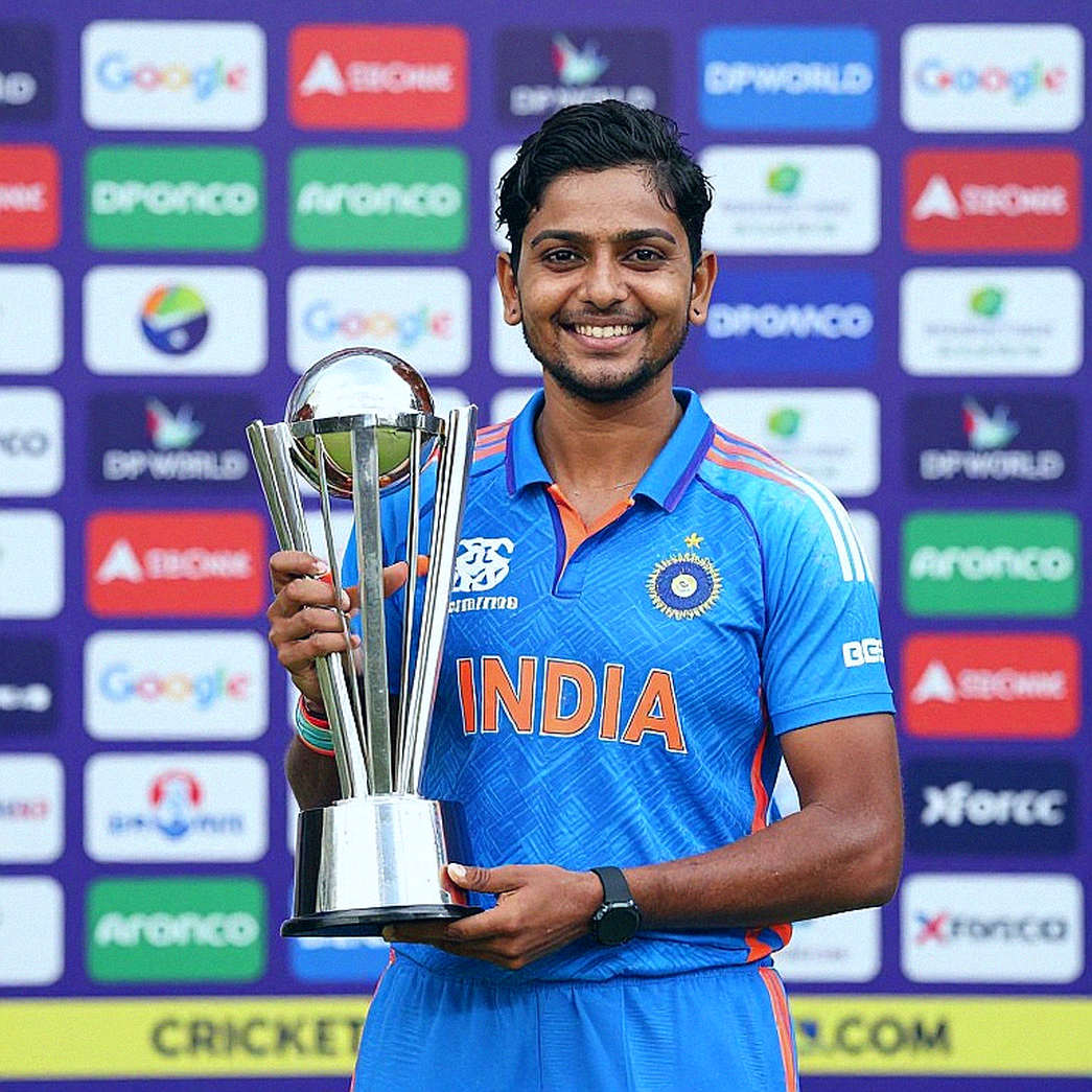 অক্যাপড ক্রোকম্বের দুই বছরের চুক্তি: ইসিবির কেন্দ্রীয় চুক্তির নতুন অস্থিরতা