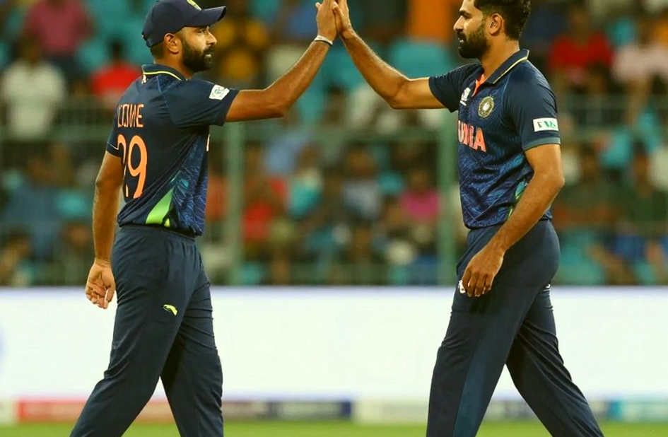 টি২০ বিশ্বকাপ ২০২৬: ৫৫ ম্যাচ, ৩০ দিন, ১৩ ভেন্যু — যে ওয়ার্কলোডের খাতা স্কোরকার্ড কখনো দেখায় না টি২০ বিশ্বকাপ ২০২৬: ৫৫ ম্যাচ, ৩০ দিন, ১৩ ভেন্যু — যে ওয়ার্কলোডের খাতা স্কোরকার্ড কখনো দেখায় না