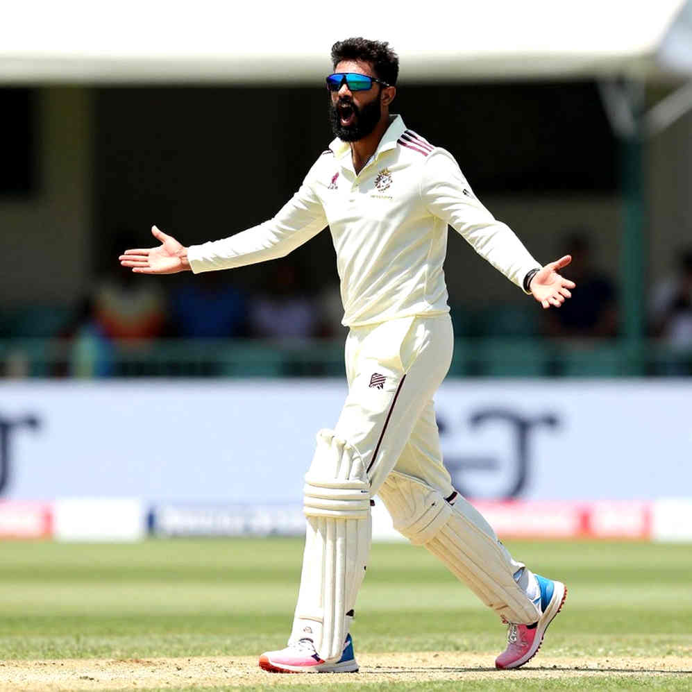 বেঙ্গালুরুর তিন বল, নয় বছর পরের পাঠ: বাংলাদেশের ডেথ-ওভার পতন কোনো চোক ছিল না, ছিল রিস্ক-ম্যাপের কাঠামোগত ব্যর্থতা বেঙ্গালুরুর তিন বল, নয় বছর পরের পাঠ: বাংলাদেশের ডেথ-ওভার পতন কোনো চোক ছিল না, ছিল রিস্ক-ম্যাপের কাঠামোগত ব্যর্থতা