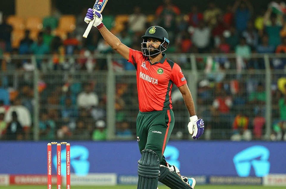 হারিস রউফের পাঁচ পয়েন্ট, শাদাবের একশো, আর লাহোরের ৮৯ রান